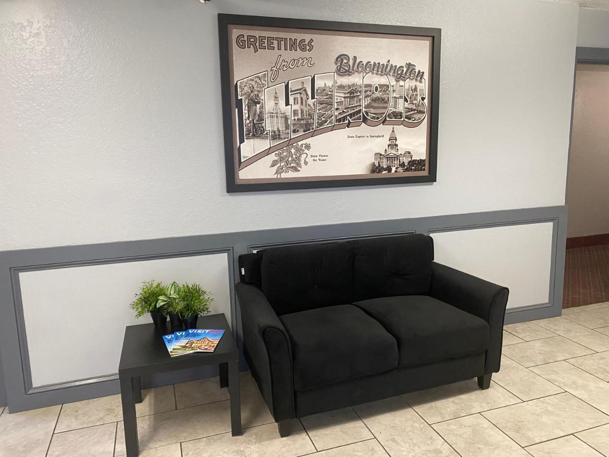 Super 8 By Wyndham Hotel Bloomington