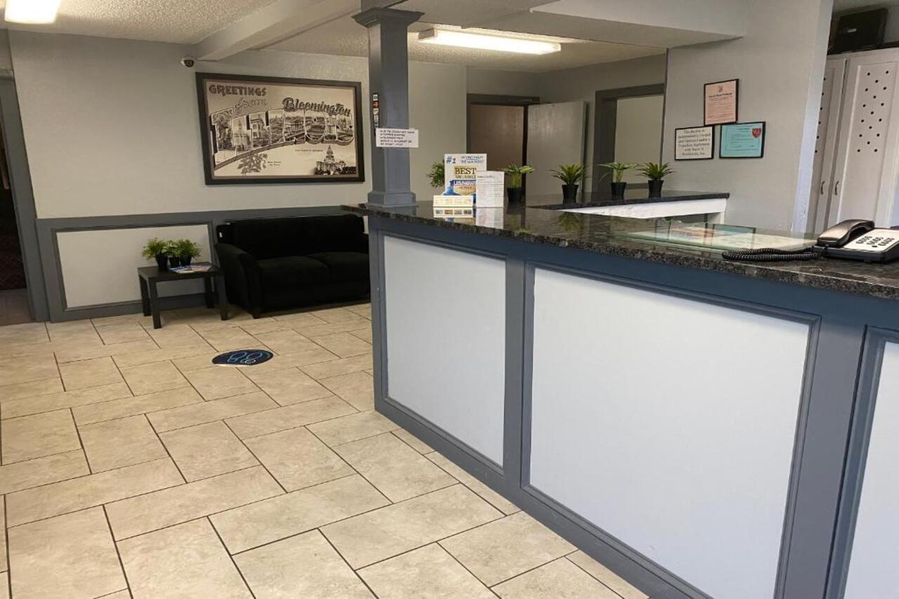 Super 8 By Wyndham Hotel Bloomington