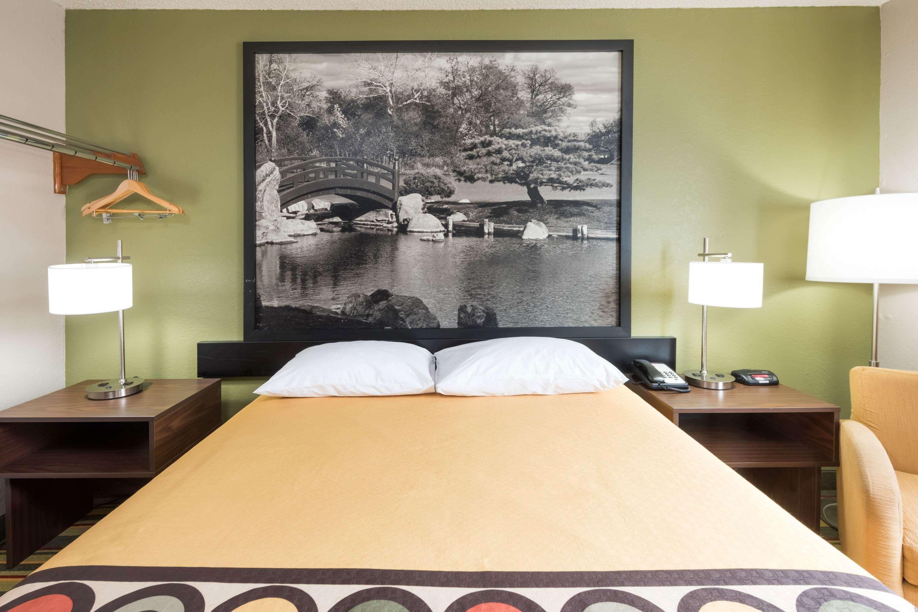 Super 8 By Wyndham 2* Bloomington