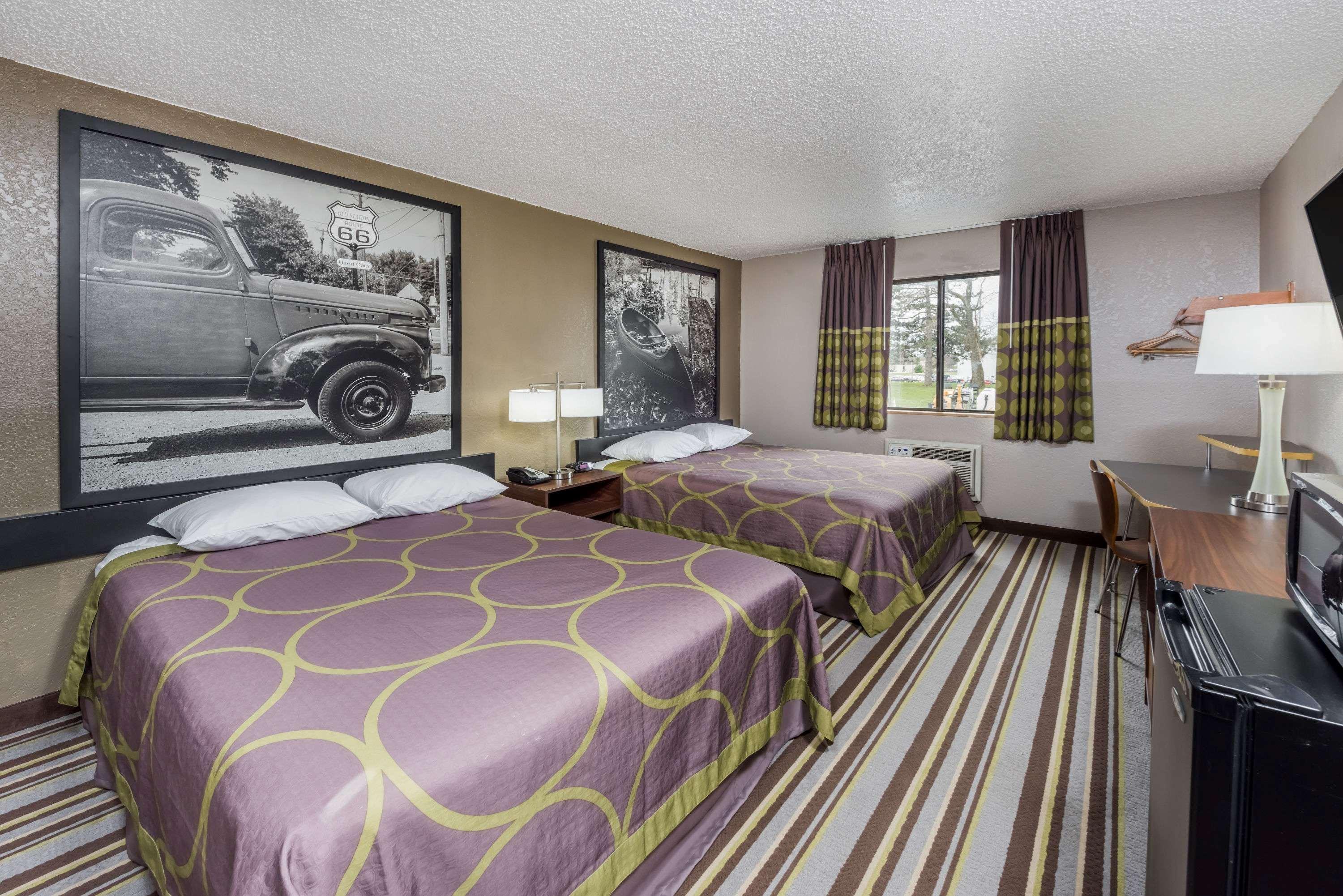 Hotel Super 8 By Wyndham Bloomington